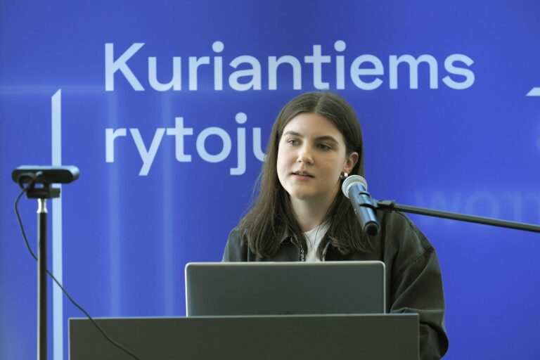 Kamilė Kadišaitė, kokursantė