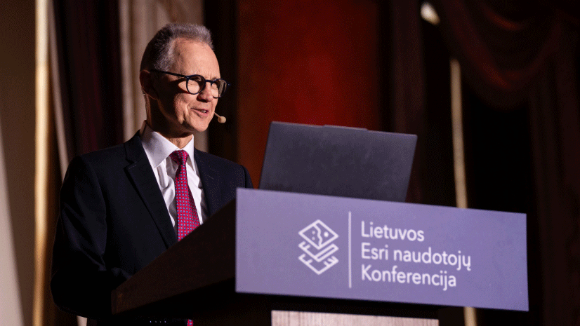 Lietuvos Esri naudotojų konferencijos akimirkos: pranešimai, demo ir nuotraukos
